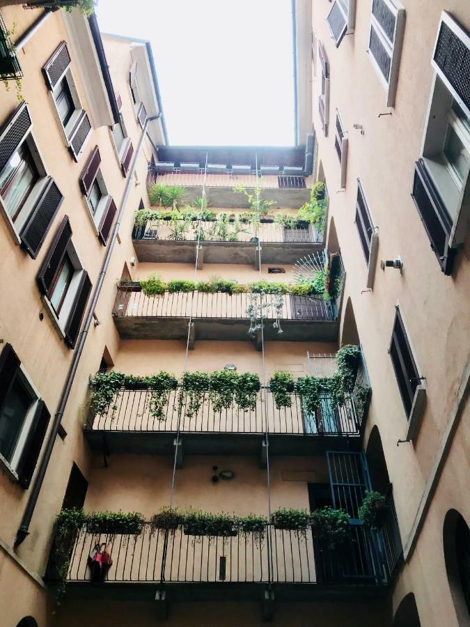 Comecasa Duomo - San Babila Lovely Apartment Μιλάνο Εξωτερικό φωτογραφία